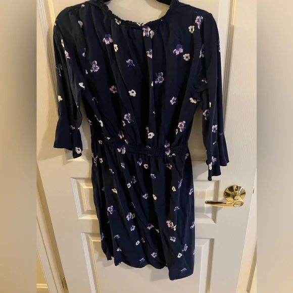 Blue floral mid sleeve dress - Old Navy - Size medium - Picture 2 of 3